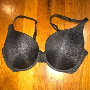 Gray Victoria's Secret T-Shirt Bra